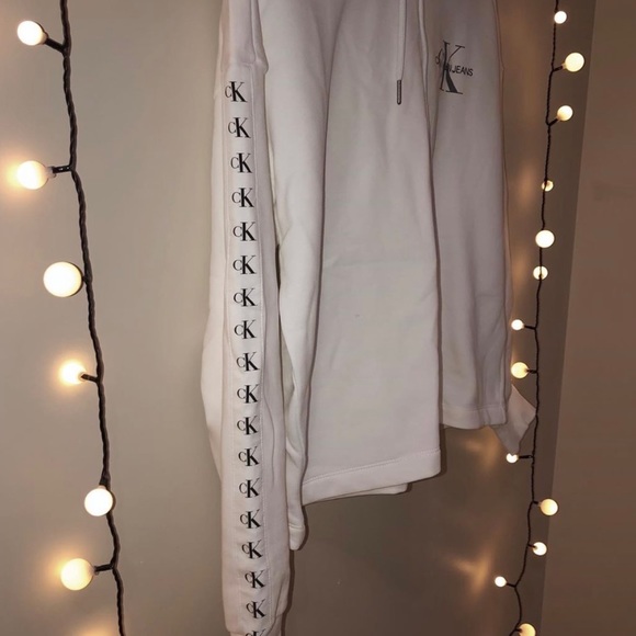 never worn - Picture 3 of 4